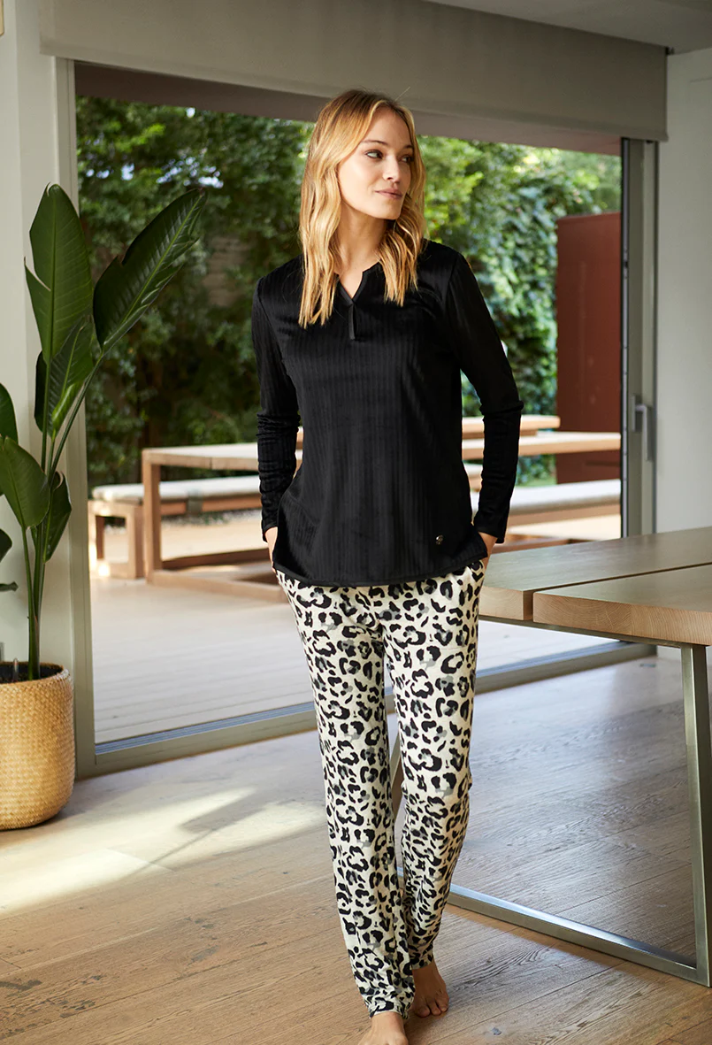 Adina Pyjama / Huispak Adina-12 Leopard