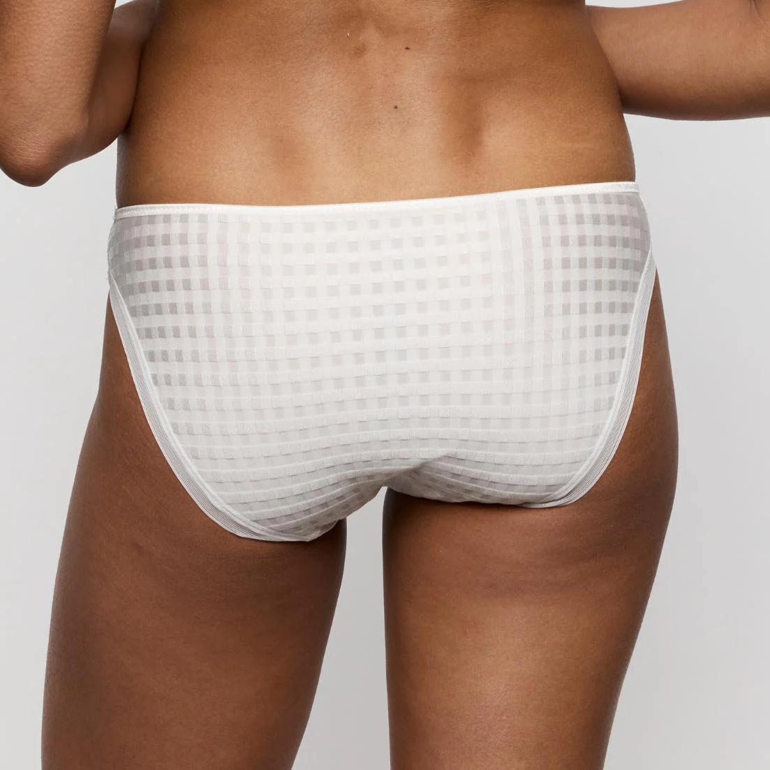 Avero Rio Slip 0500410 Ivory Petal - Image 3