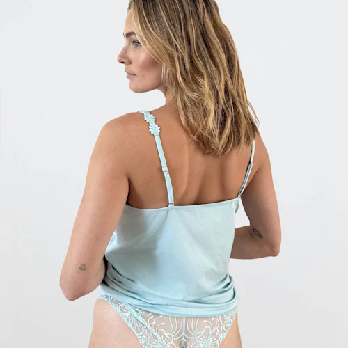 Avero Studio Topje 0803030 Milky Blue - Image 3