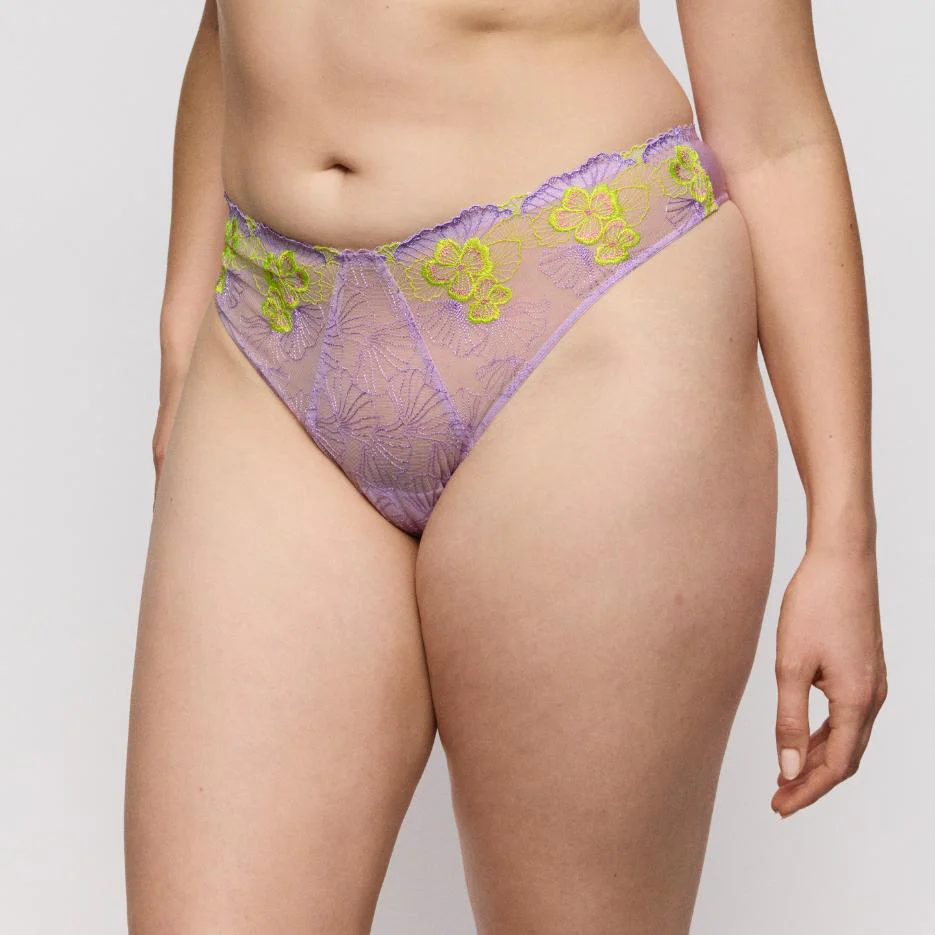 Ixia String 0663600 Wisteria