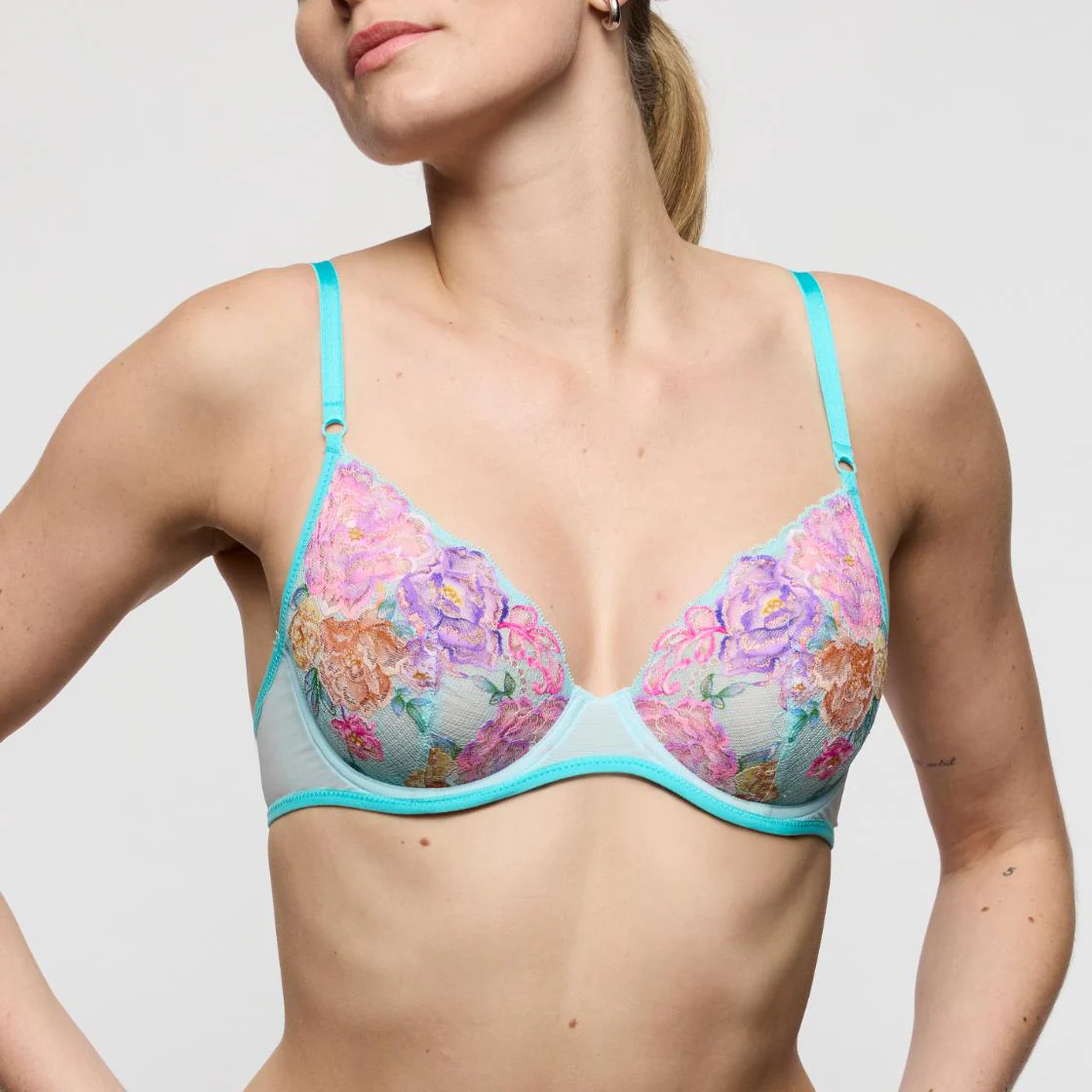 Lisbeth Plunge Bh 0102822 Clearwater