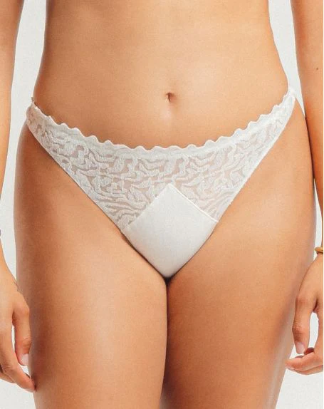 Electric Waves String 49460 494 NACRE