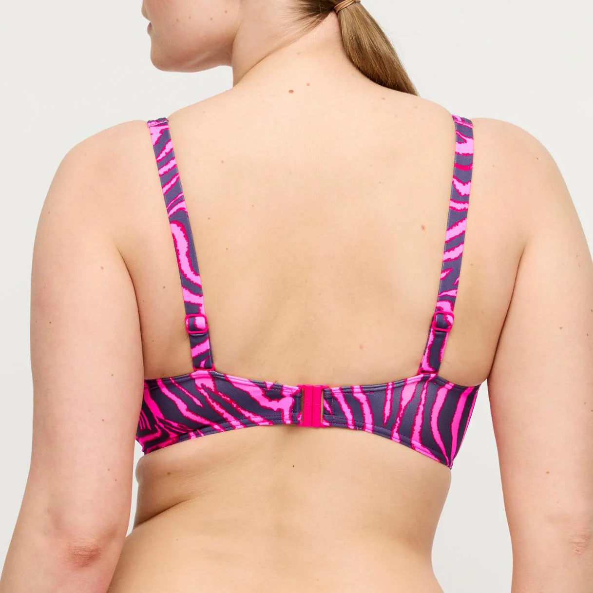 Malabo Voorgevormde Plunge Bikini Top 4013719 Hot Pink Zebra - Image 3