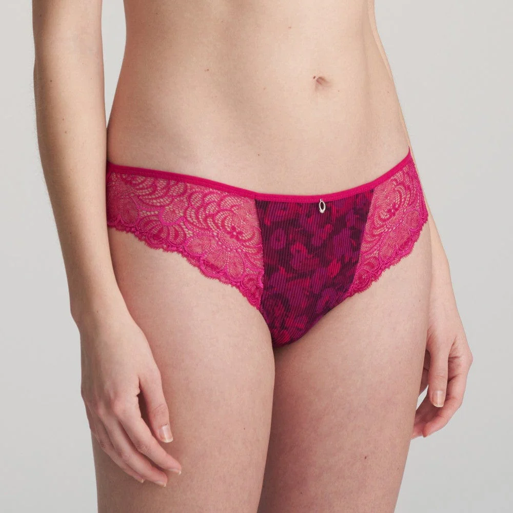 Anna String 0602420 Amarena