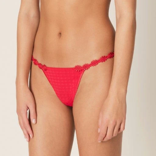 Avero String 0600413 Scarlet