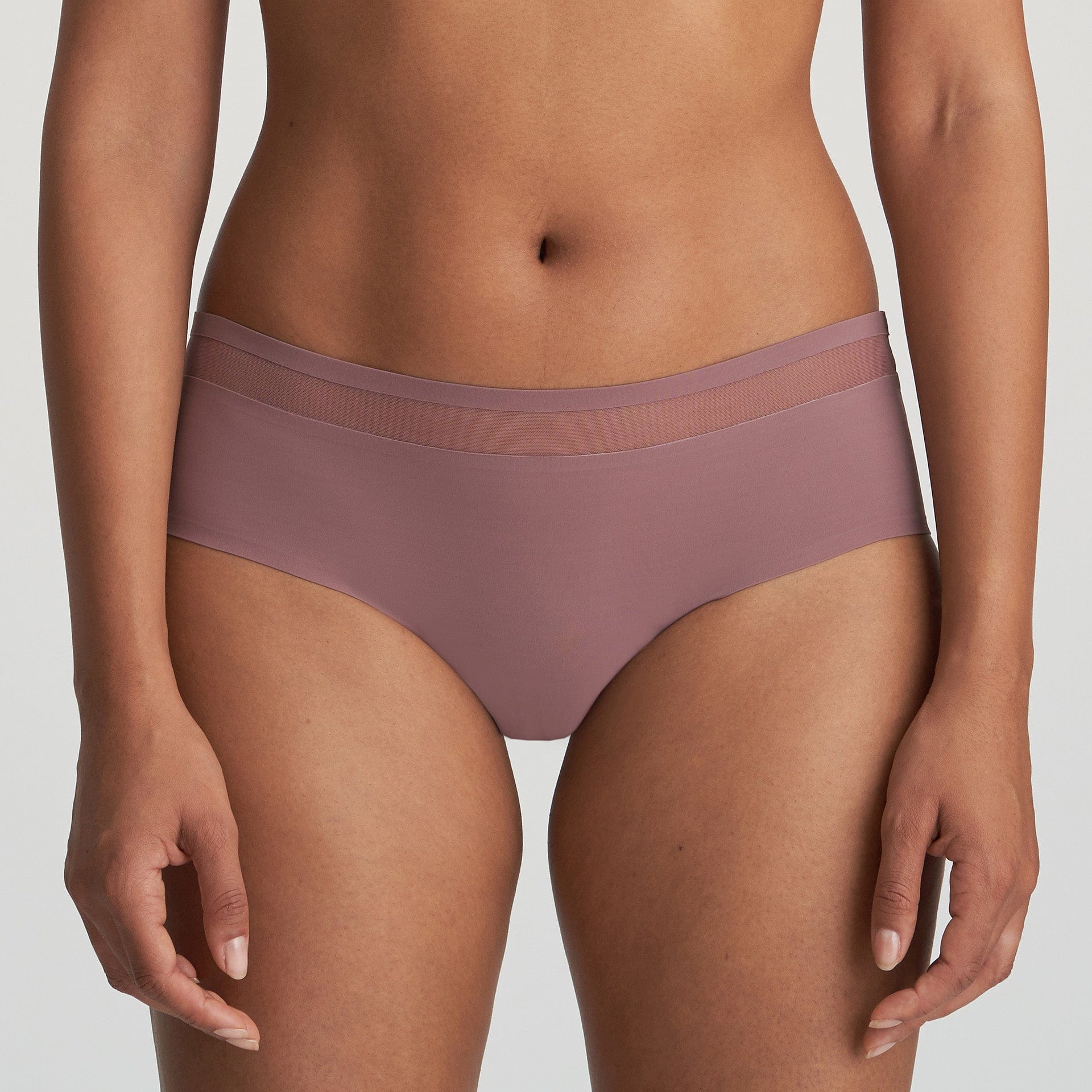 Louie Short 0522093 Satin Taupe - Image 2