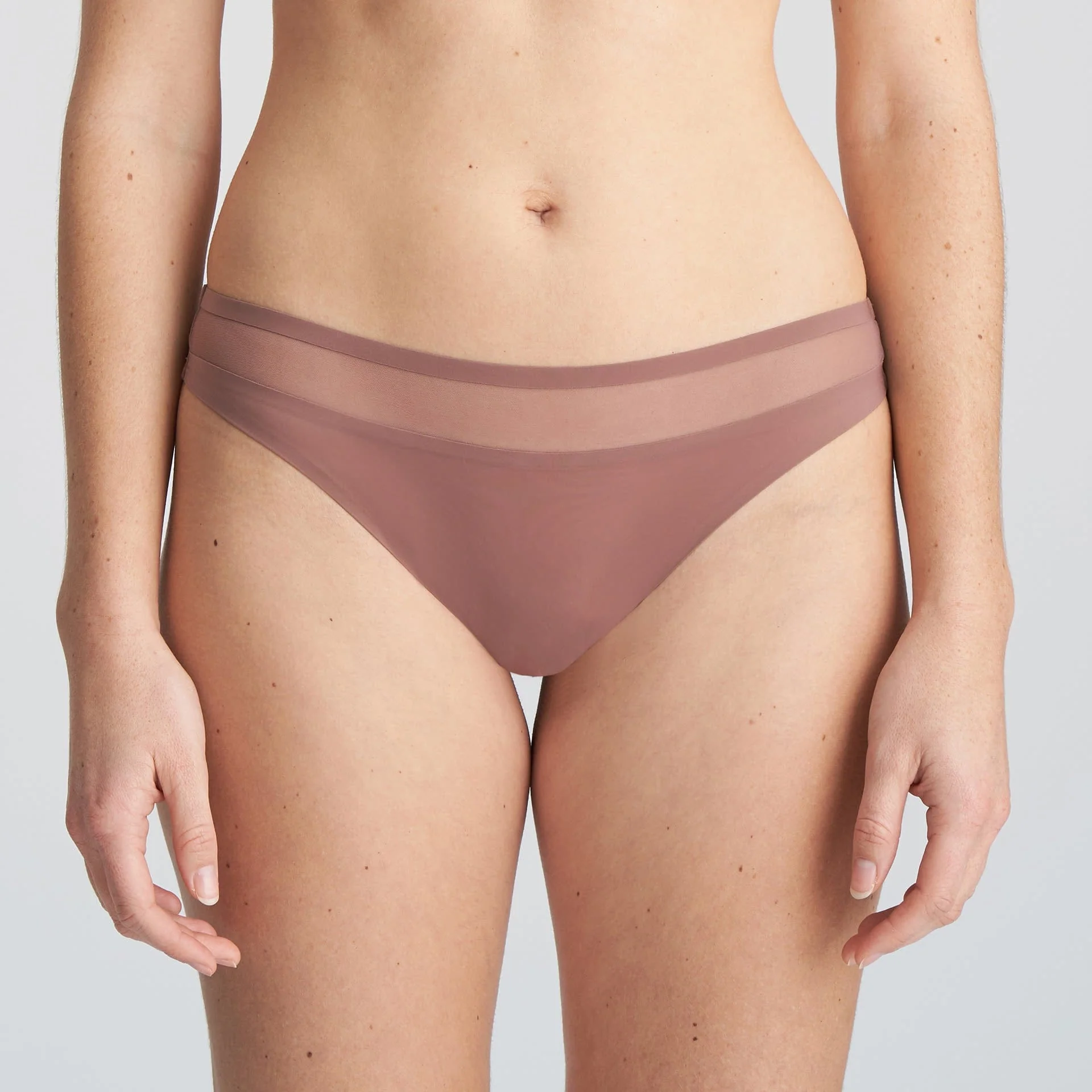 Louie String 0622090 Satin Taupe - Image 2