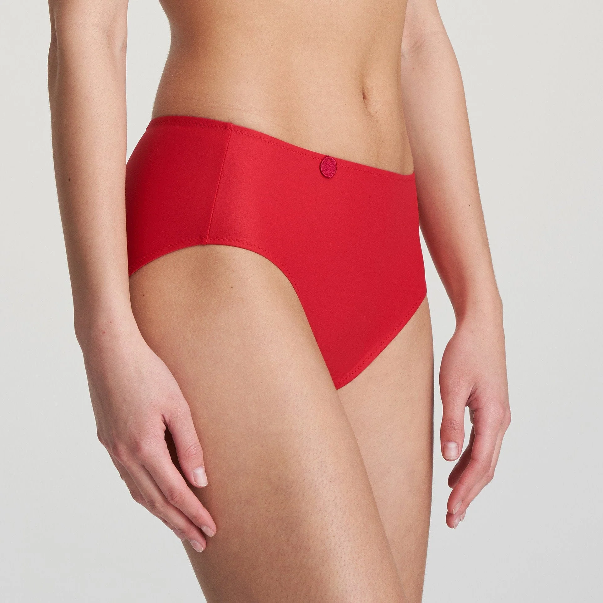 Tom Short 0520825 Scarlet