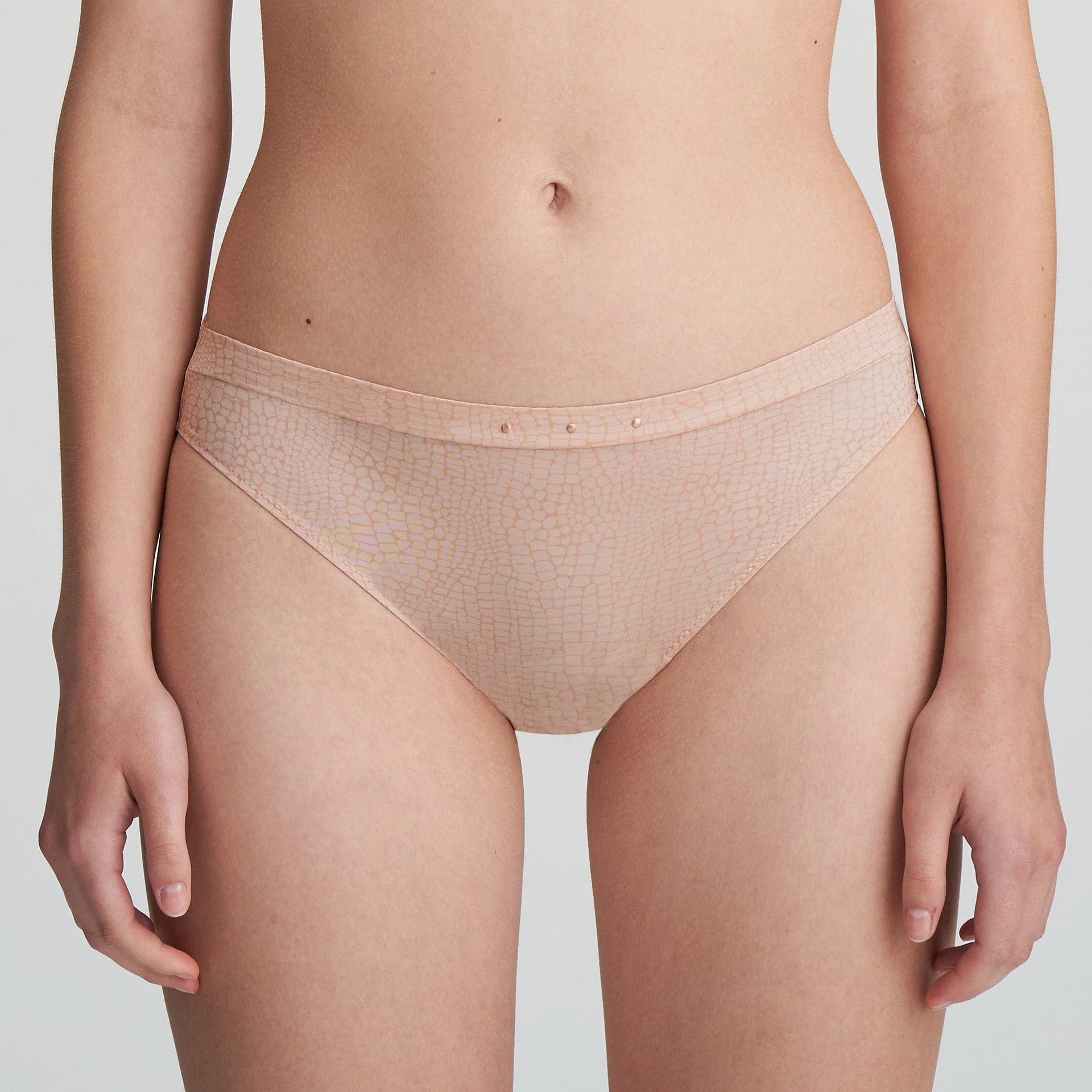 William Rio Slip 0522020 Silky Tan - Image 2