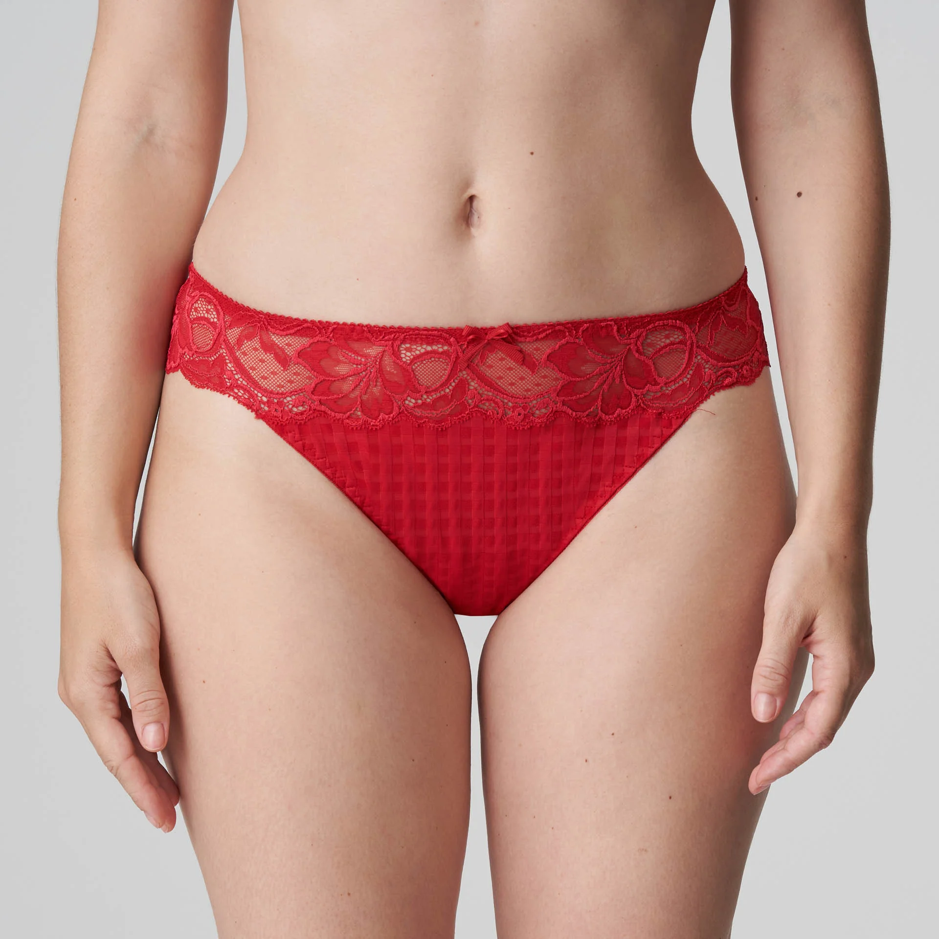 Madison String 0662125 Scarlet - Image 2