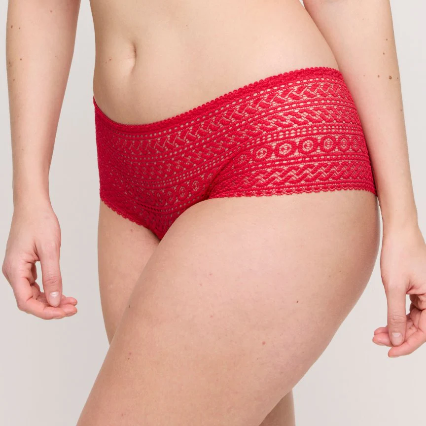 Montara Luxe String 0663381 True Red