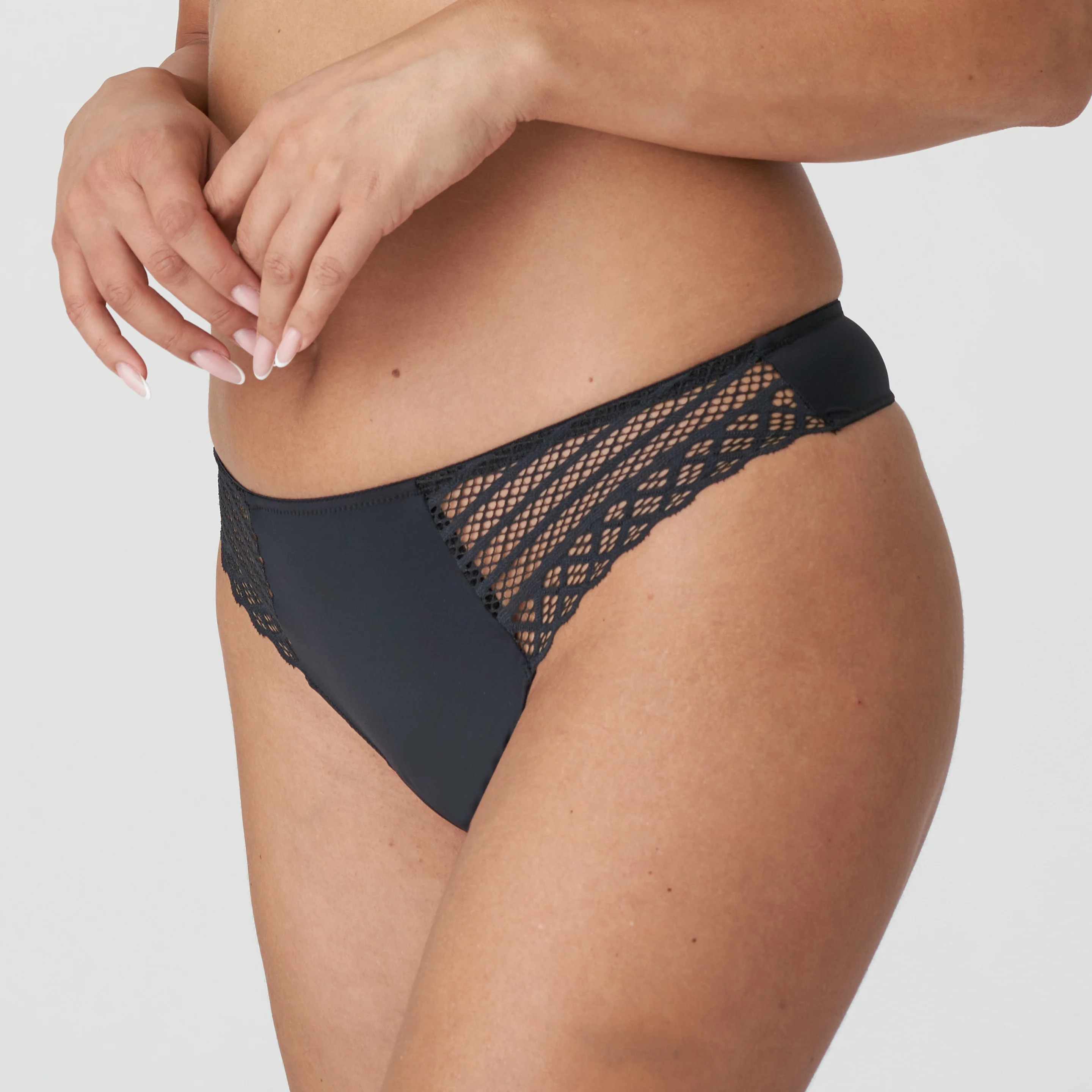 East End String 0641930 Charbon