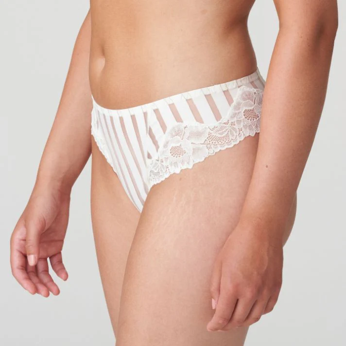 Maldives String 0642340 Natuur