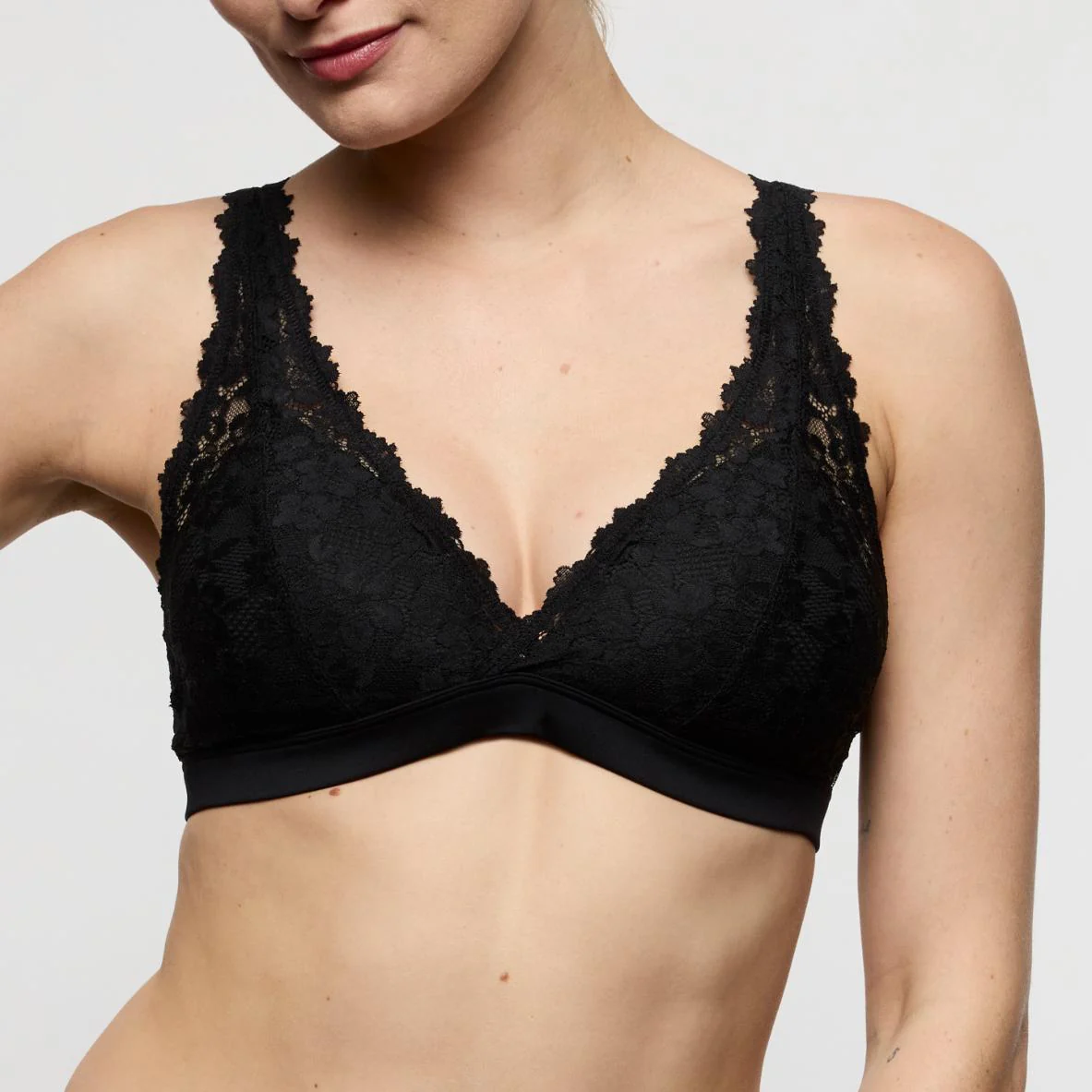 Soft Studio Voorgevormde Bralette 0103044 Zwart
