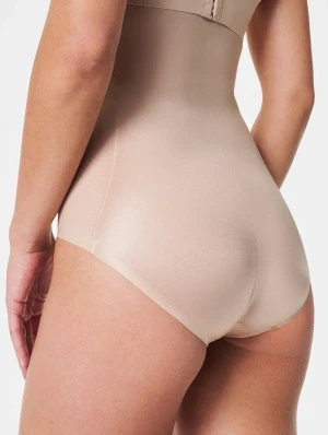 Thinstincts Shaper Slip 10402R Café au Lait - Image 3