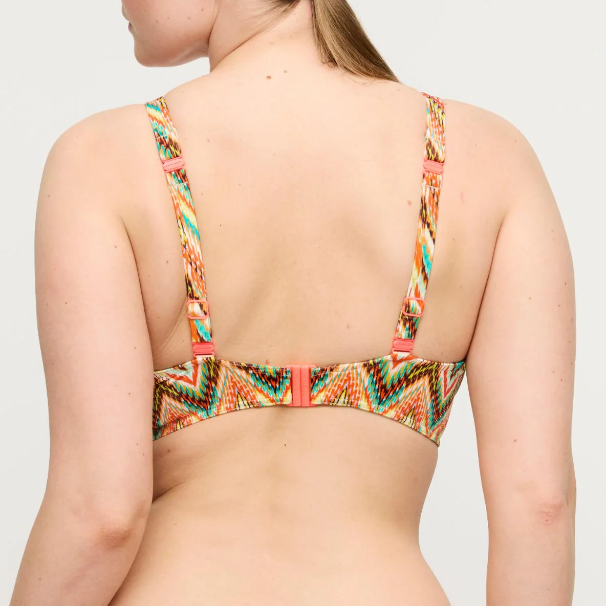 Tubou Plunge Bikini Top Halve Mousse Cup 4013819 Ikat Summer - Image 5