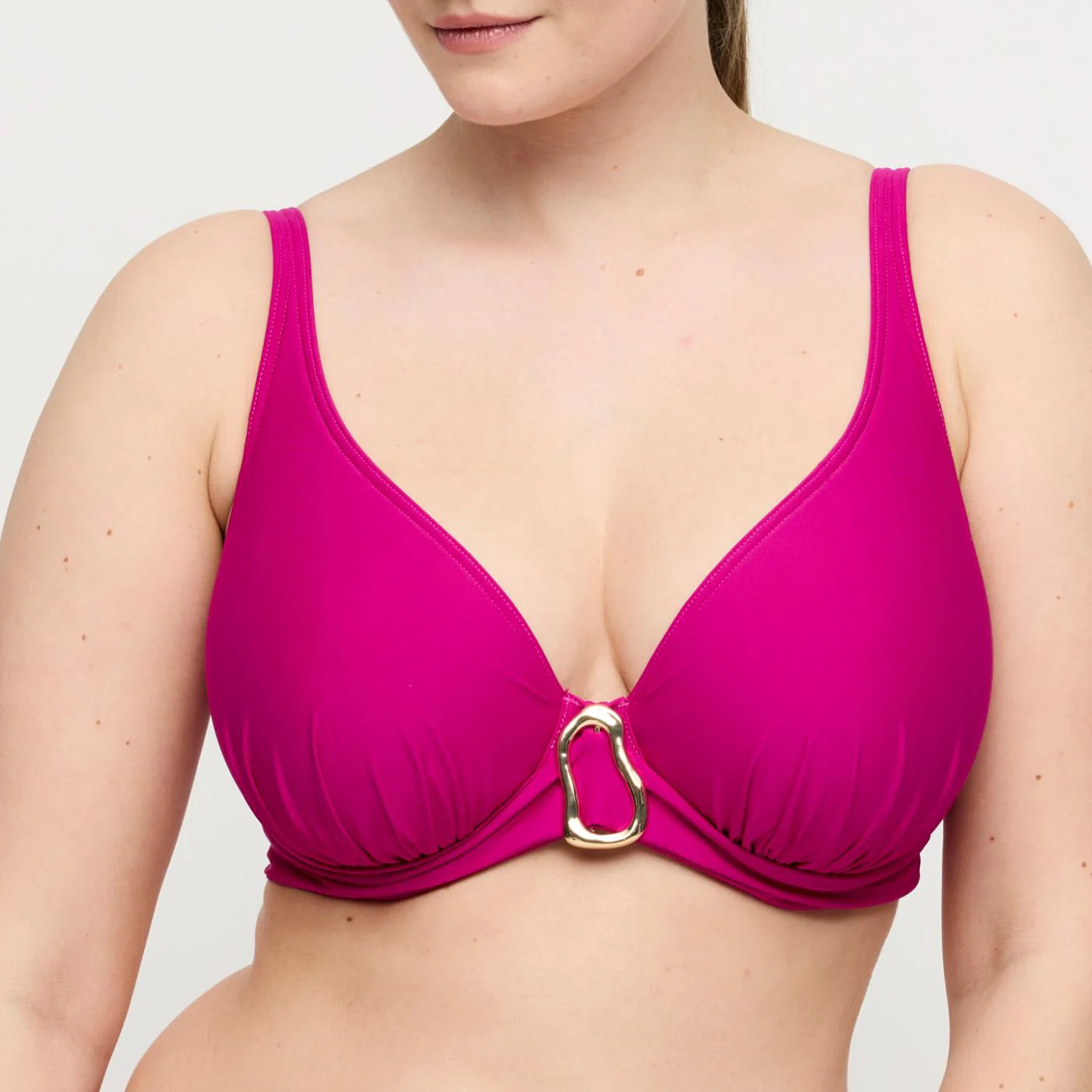 Uvita Voorgevormde Plunge Bikini Top 4013519 Deep Magenta - Image 2